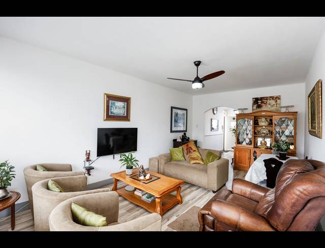 1.5 BEDROOM APARTMENT FOR SALE IN MORNINGSIDE